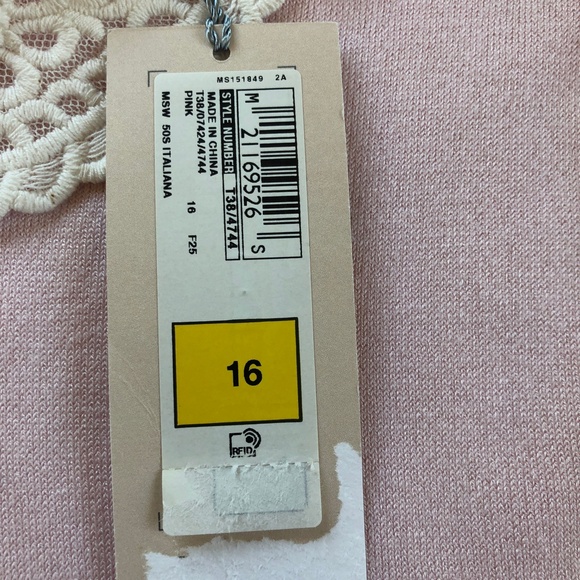 PINK TOP WITH FANCY WHITE COLLAR UK SIZE 16 - Picture 5 of 10